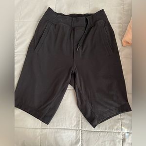 Lululemon men’s shorts